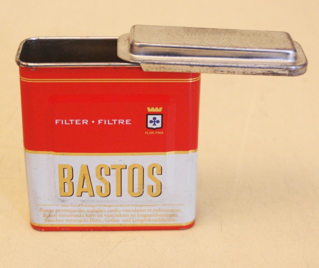 Metalen Schuifdoosje Om Pakje Bastos Sigaretten In Te Steken, Verzamelen, Rookartikelen, Aanstekers en Luciferdoosjes, Ophalen of Verzenden