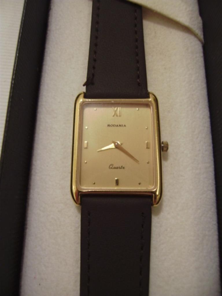 Dames polshorloge met zwart bandje >> RODANIA<< Quartz nieuw, Ophalen, Leer, Polshorloge, Nieuw