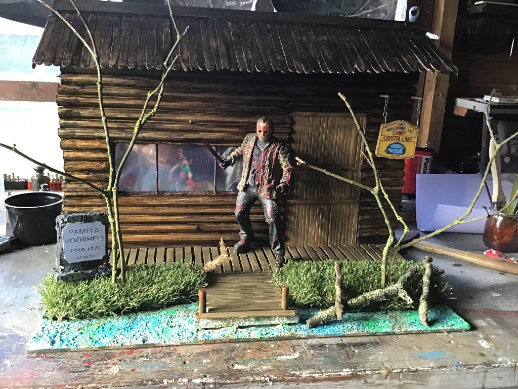 Diorama friday the 13th door mij gemaakt., Ophalen of Verzenden, Nieuw, Film, Beeldje, Replica of Model