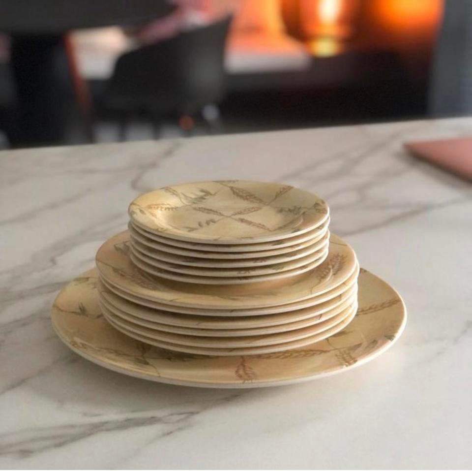 kaas en/of dessert servies, GIEN MOISSON - nieuw, Huis en Inrichting, Keuken | Servies, Nieuw, Ophalen of Verzenden, Bord(en)