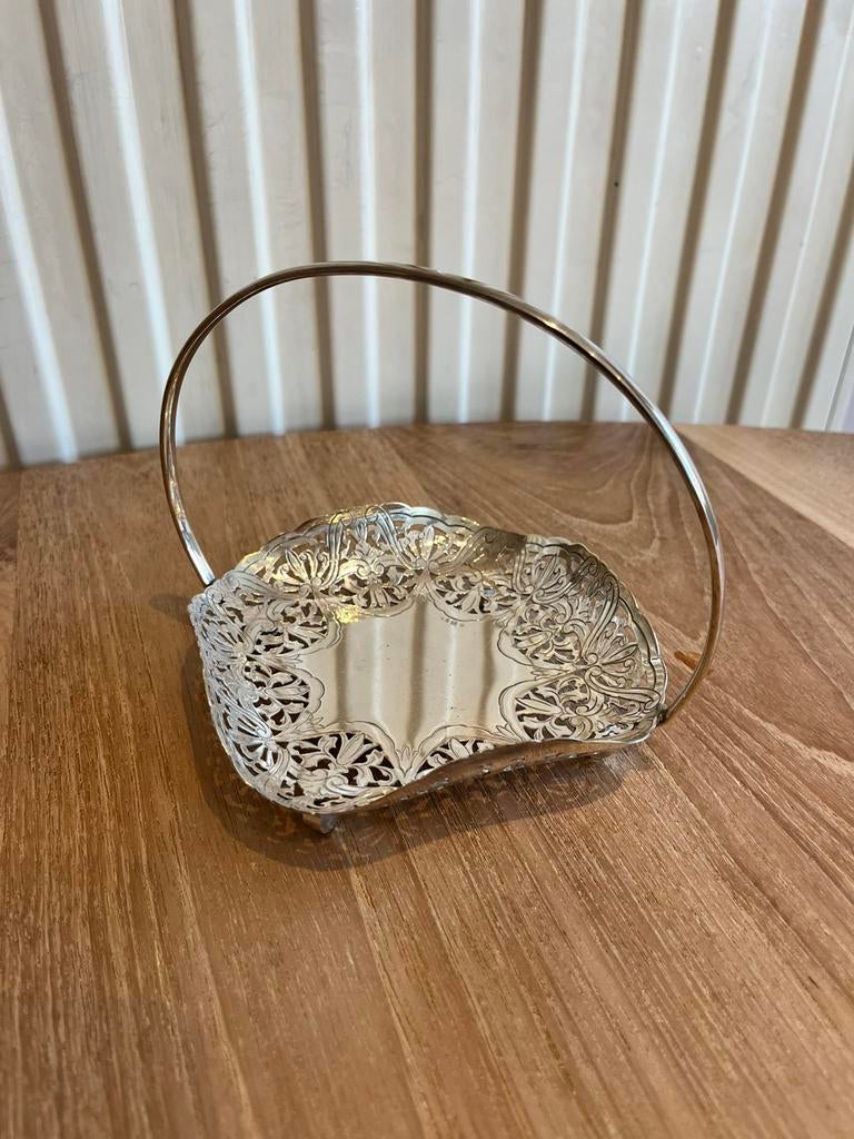 Plat à bonbon en métal argenté., Antiquités & Art, Enlèvement ou Envoi