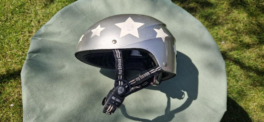 Fietshelm NUTCASE (kids, maat S), Fietsen en Brommers, Gebruikt, Jongen of Meisje, Nutcase, Ophalen