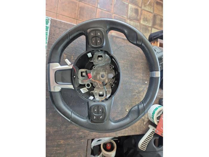 Volant d'un Fiat 500 Abarth, Autos : Pièces & Accessoires, Enlèvement ou Envoi, 3 mois de garantie, Utilisé