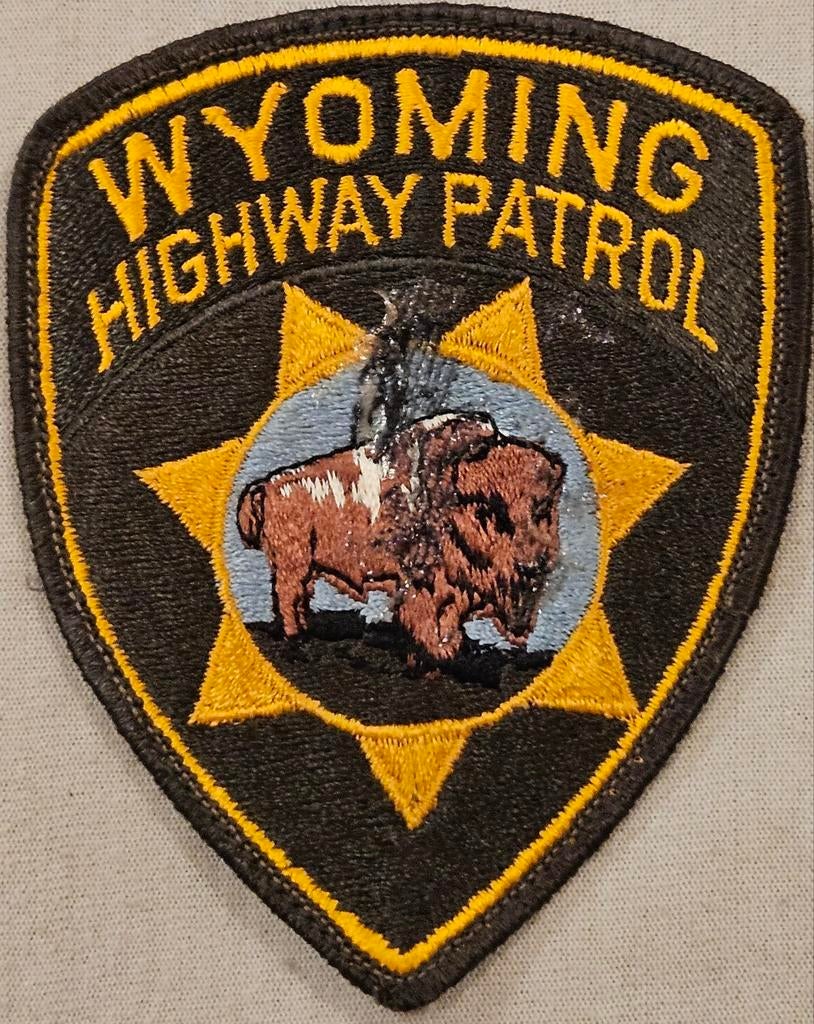 Écusson d'épaule Wyoming Highway Patrol
Il s'agit d'un, Enlèvement ou Envoi, Comme neuf