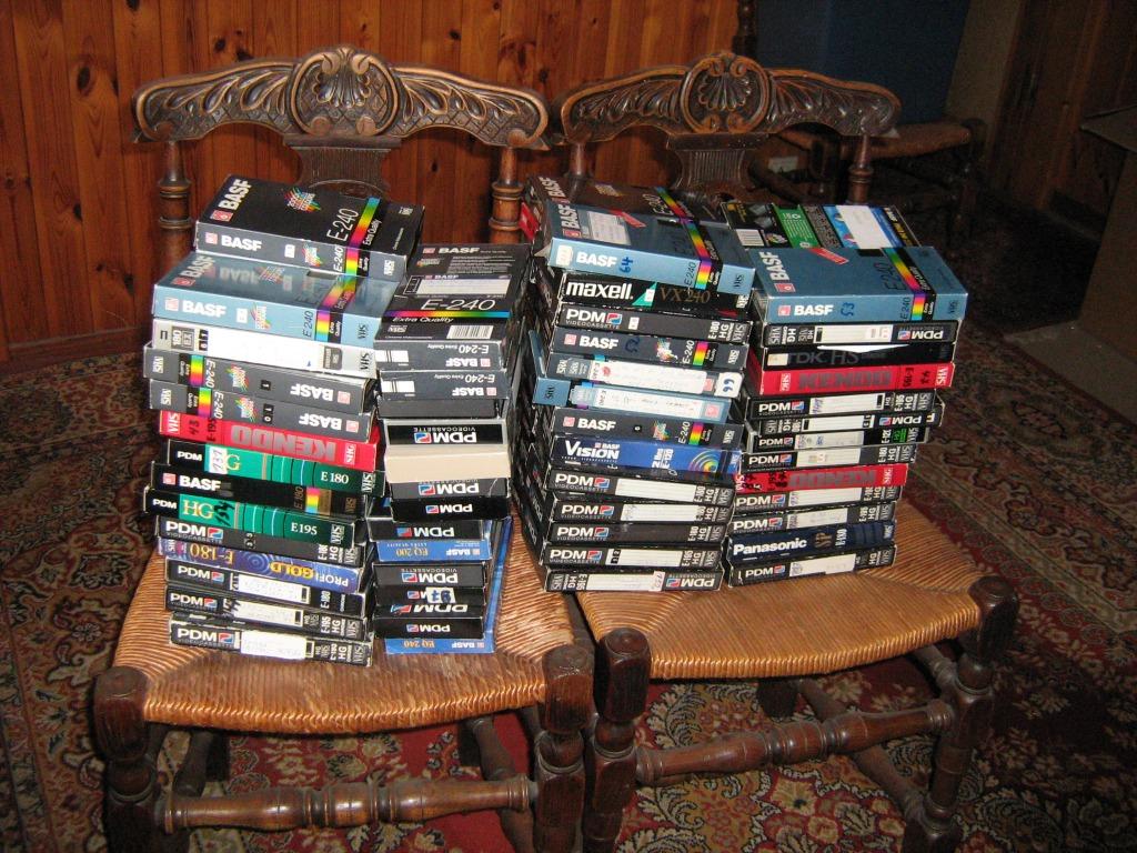 1 lot de 100 K7 vidéo VHS, CD & DVD, VHS | Film, Tous les âges, Enlèvement ou Envoi, Utilisé, Comédie