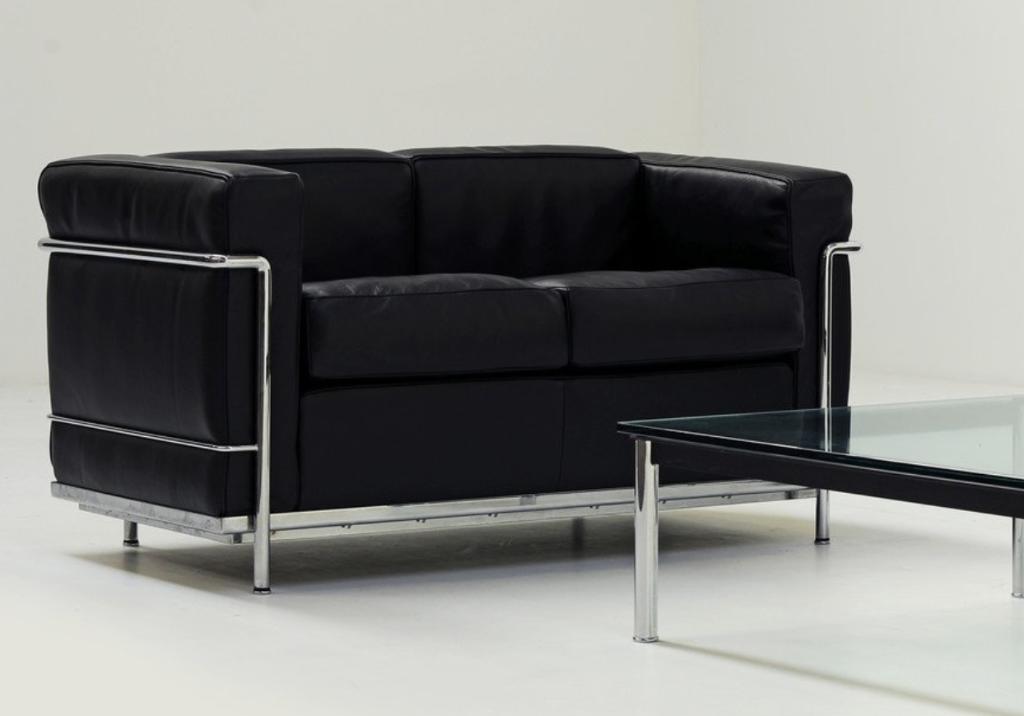 Paires de fauteuils le Corbusier Cassina LC2 (2 places), Huis en Inrichting, Zetels | Zetels en Chaises Longues, Gebruikt, Leer