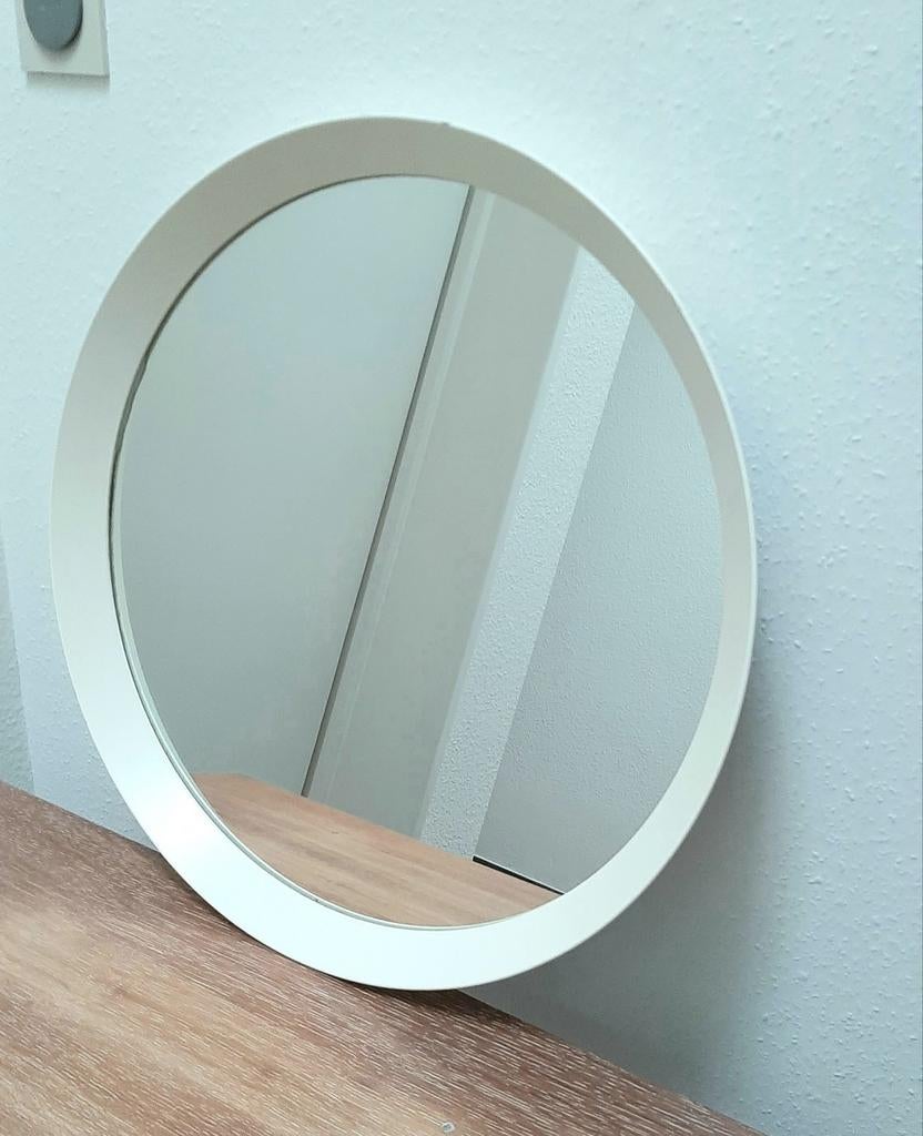 Witte Ikea Langesund spiegel, Huis en Inrichting, Woonaccessoires | Spiegels, Rond, Ophalen of Verzenden, Zo goed als nieuw, Minder dan 100 cm