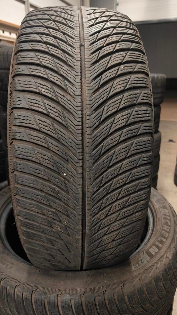 235/45 r18 Michelin 50€ l'unité avec montage et équilibrage, Enlèvement