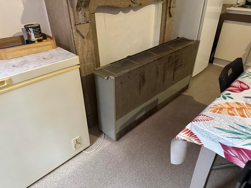 Convecteur radiateur à gaz Wall Stroller ac sortie cheminée, Enlèvement ou Envoi, Utilisé, Poêle