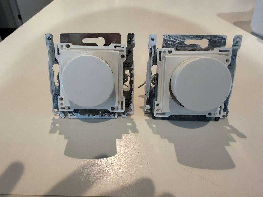 2x analoge dimmer Niko, Ophalen of Verzenden, Gebruikt, Schakelaar