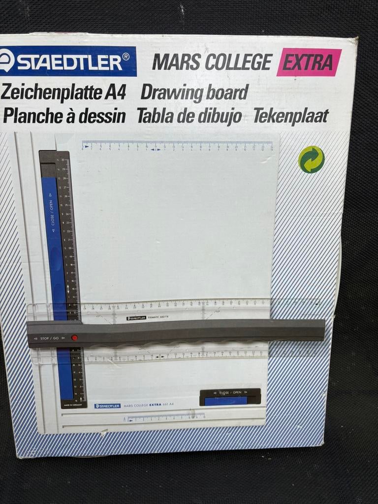 Tekenplaat staedtler, Hobby en Vrije tijd, Scrapbooking, Ophalen, Zo goed als nieuw