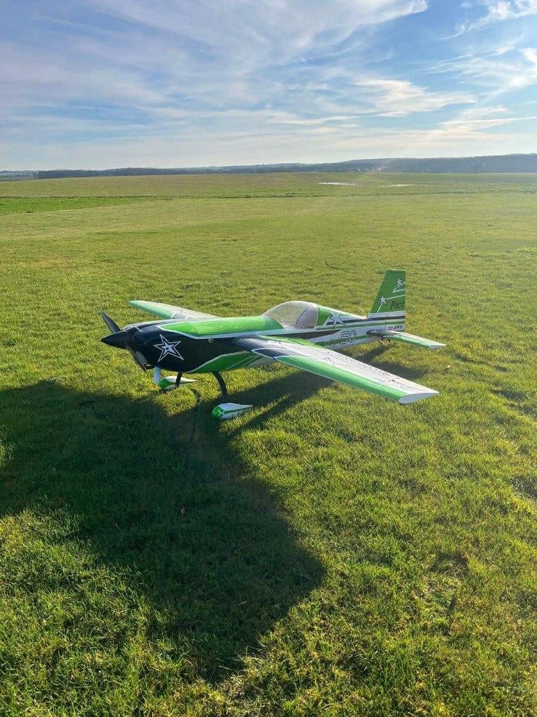 Extra 330sc Pilot Rc 2,34m 92´, Hobby & Loisirs créatifs, Modélisme | Radiocommandé & Téléguidé | Avions, Enlèvement, Comme neuf