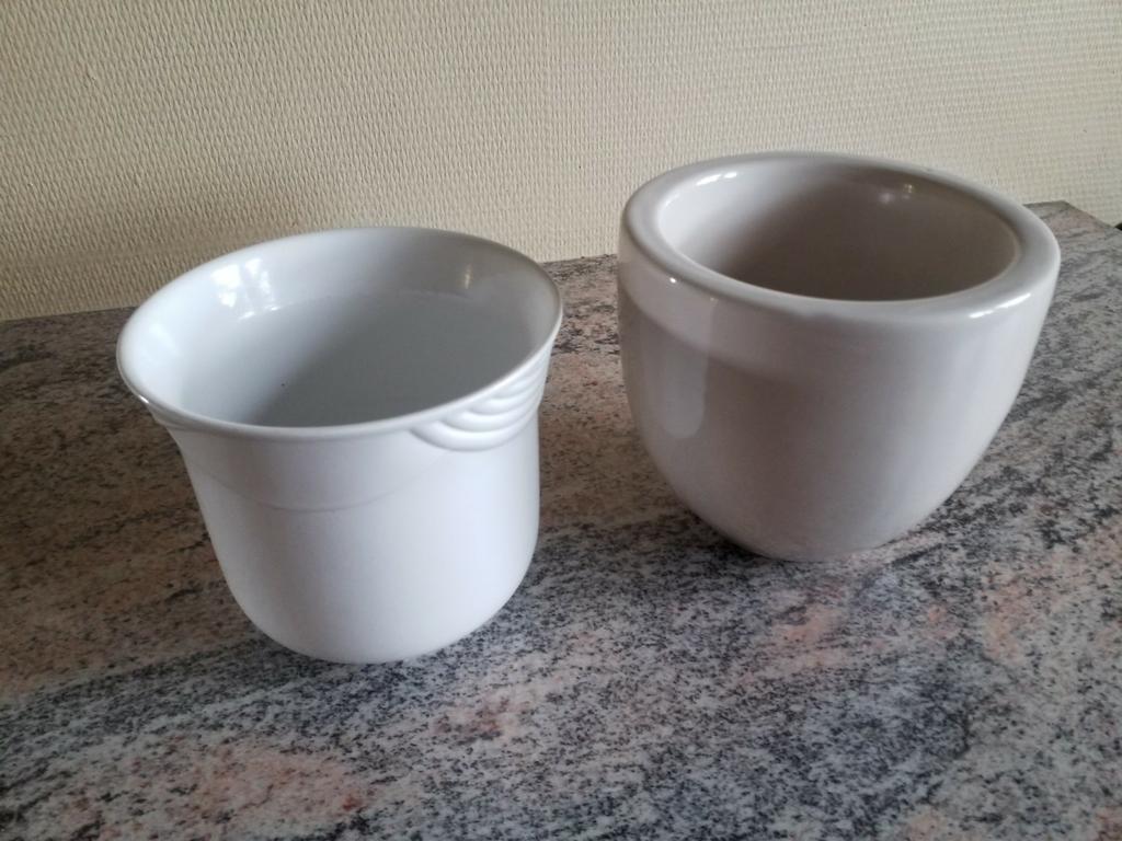 Cache-pots de taille et couleur diverses, Enlèvement