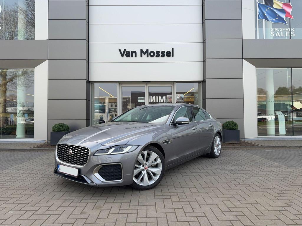 Jaguar XF D200 SE AWD (bj 2025, automaat), Auto's, Jaguar, Automaat, 4 deurs, 1869 kg, Gebruikt
