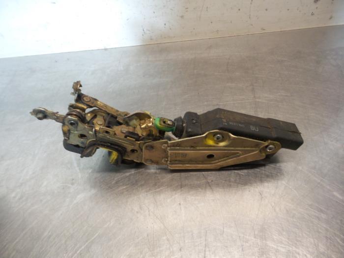 Deurslot Mechaniek 2Deurs links van een Opel Calibra (Calibr, Gebruikt, -, -, Opel