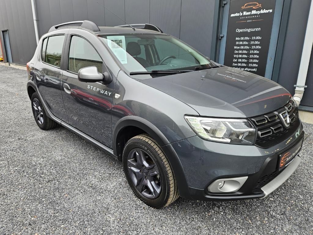 Dacia Sandero    benzine    12 maanden garantie, Auto's, Stof, Euro 6, Bedrijf, Sandero