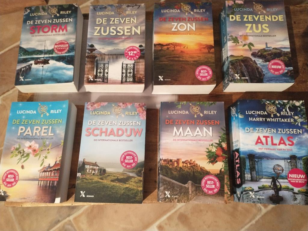 leesboeken, Boeken, Romans, Ophalen, Zo goed als nieuw, Lucinda Riley, België