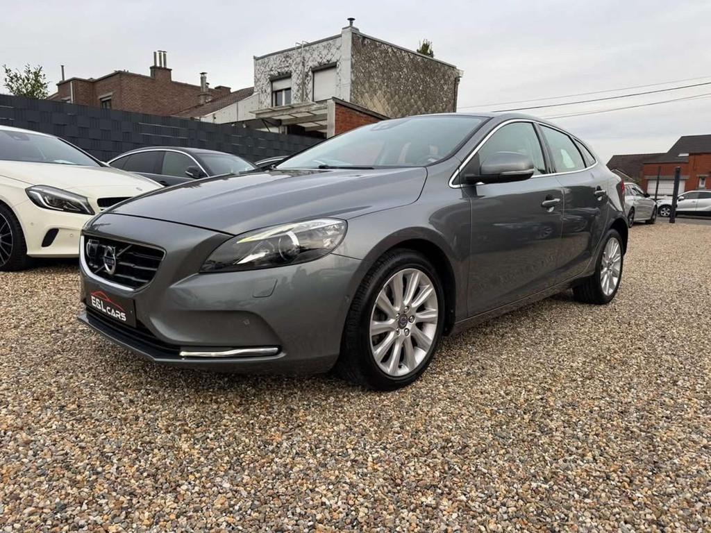 Volvo V40 V40 2.0 D2 *12 mois de garantie* (bj 2015), Auto's, Volvo, Automaat, Gebruikt, 4 cilinders, 1969 cc