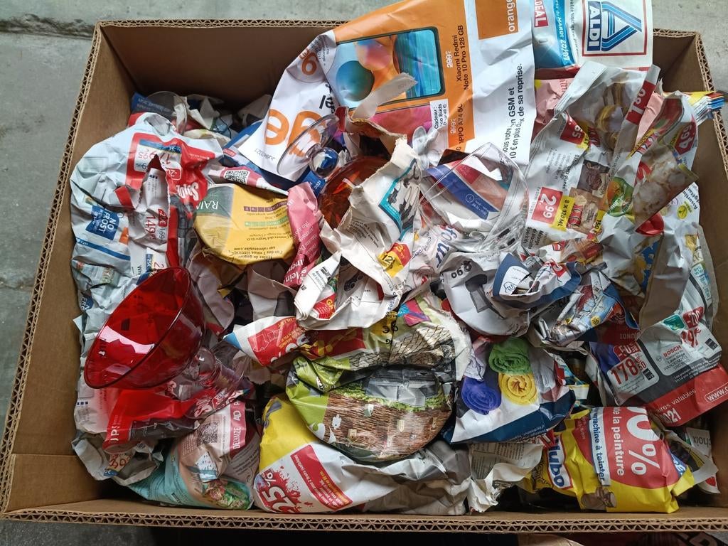 Divers verres caisse banane complet, Enlèvement ou Envoi