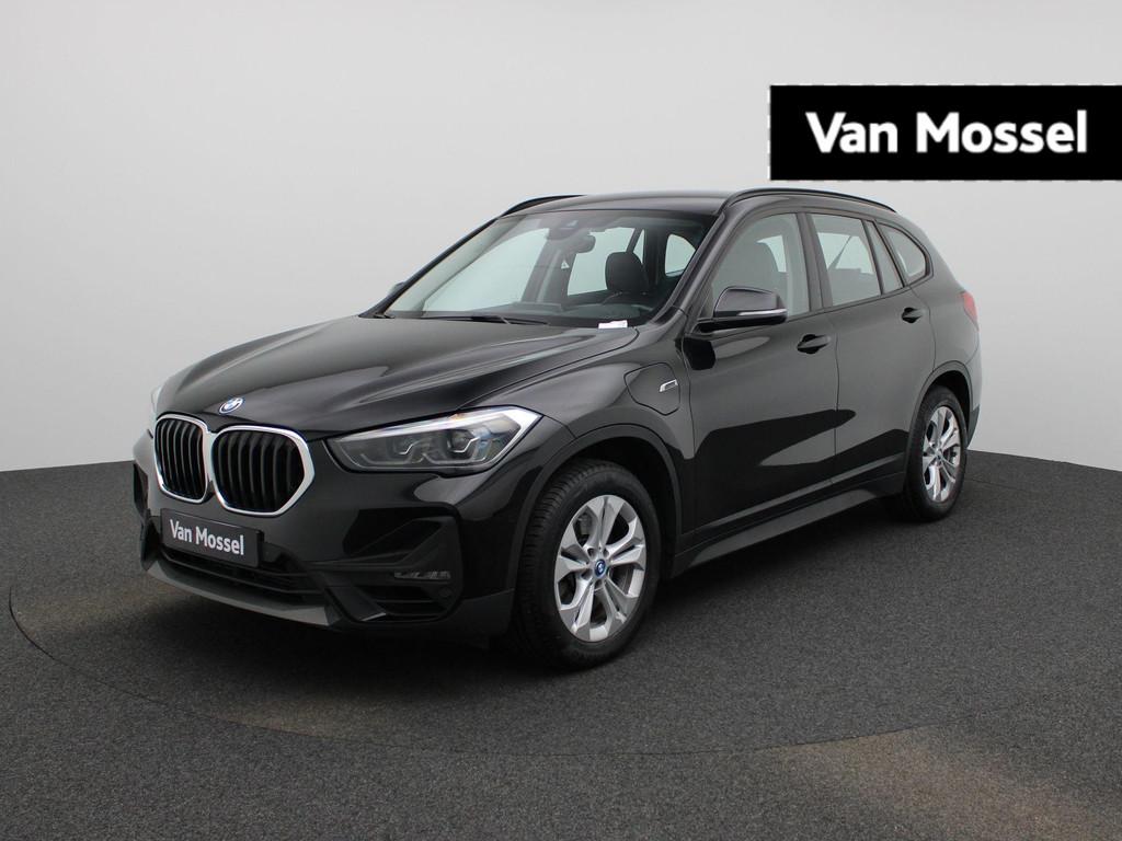 BMW X1 xDrive25e (automatique), Autos, https://public.car-pass.be/vhr/82845f72-117c-4029-9c8f-35170051f2ce, Achat, 750 kg, Entreprise