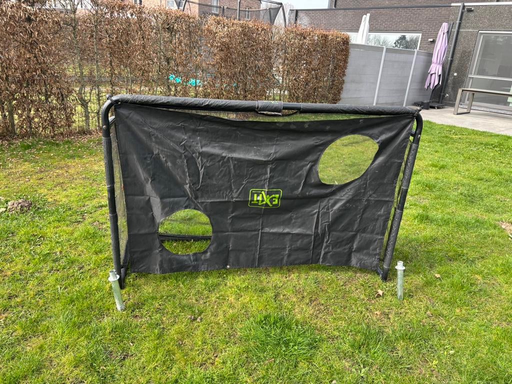 Exit voetbaldoel, Ophalen, Zo goed als nieuw