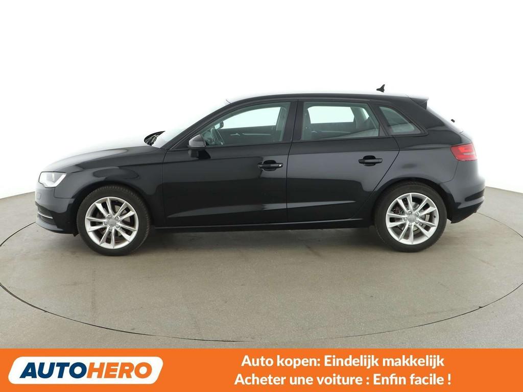 Audi A3 1.2 TFSI Attraction (bj 2016), Auto's, Voorwielaandrijving, Stof, Gebruikt, https://public.car-pass.be/vhr/feb634e5-a7b9-48ab-bc06-e1e0109b0545