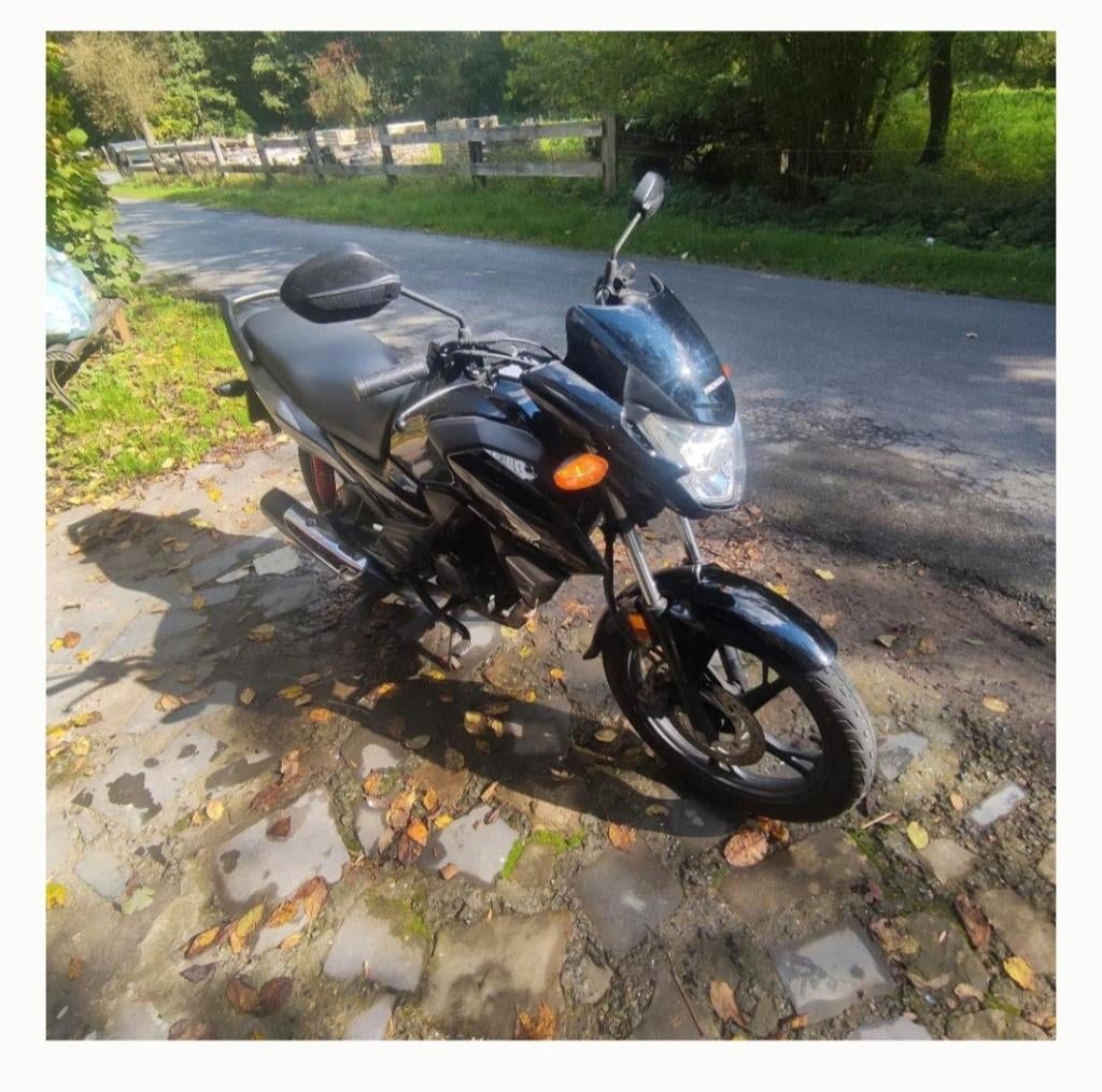 125 cbf Honda-motorfiets