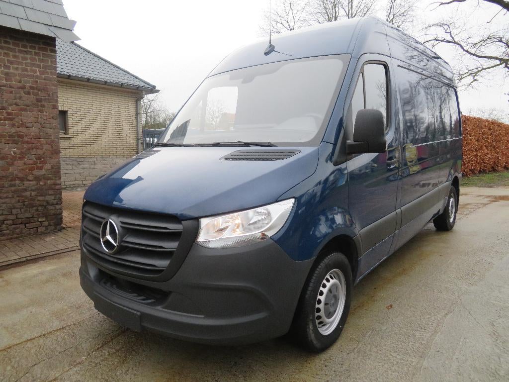 Mercedes-Benz Sprinter 311CDi - FWD - 19.533km - A2H2 - 2019, Voorwielaandrijving, Stof, Blauw, Mercedes-Benz