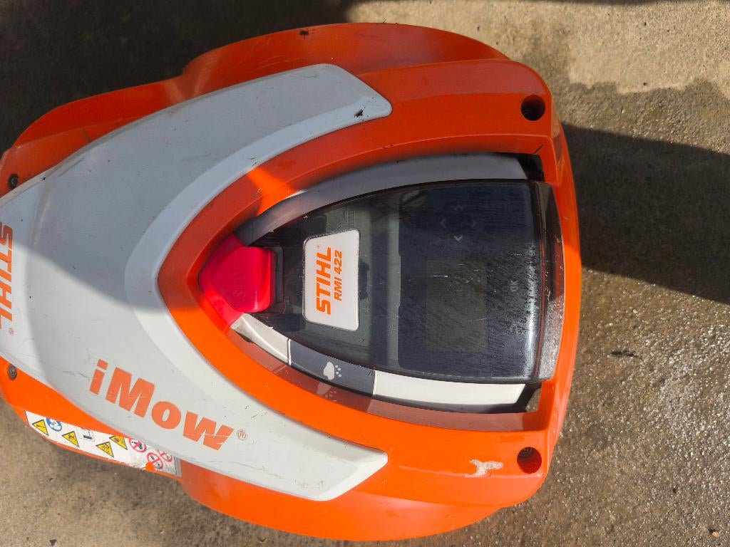 Robot tondeuse sthill rmi 422, Jardin & Terrasse, Tondeuses à gazon, Utilisé, Tondeuses à gazon sur batterie, Tondeuse rotative