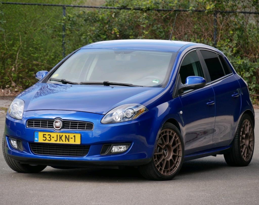 Fiat Bravo 1.4 t-jet 150pk Maserati Blue, Autos, Achat, Particulier, Caméra de recul