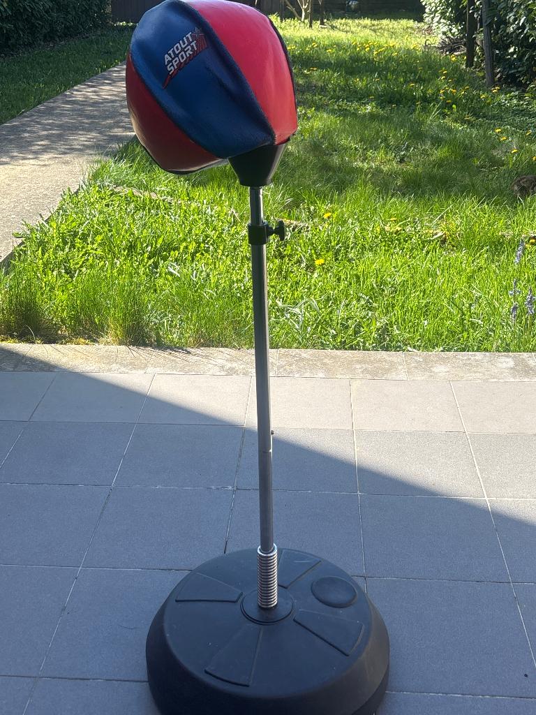 Punching ball boxe sur pieds (à regonfler!) doit disparaître, Sports & Fitness, Enlèvement, Utilisé, Punching-ball