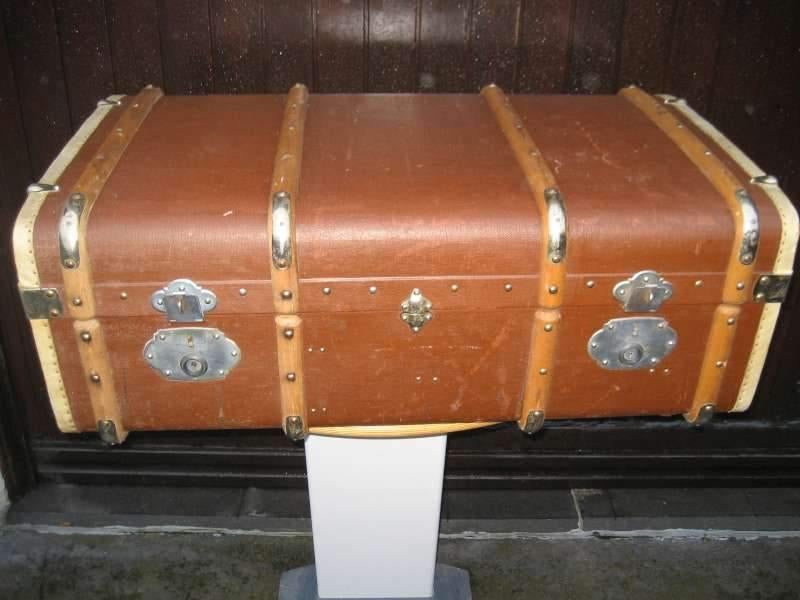 Oude vintage koffer, Ophalen