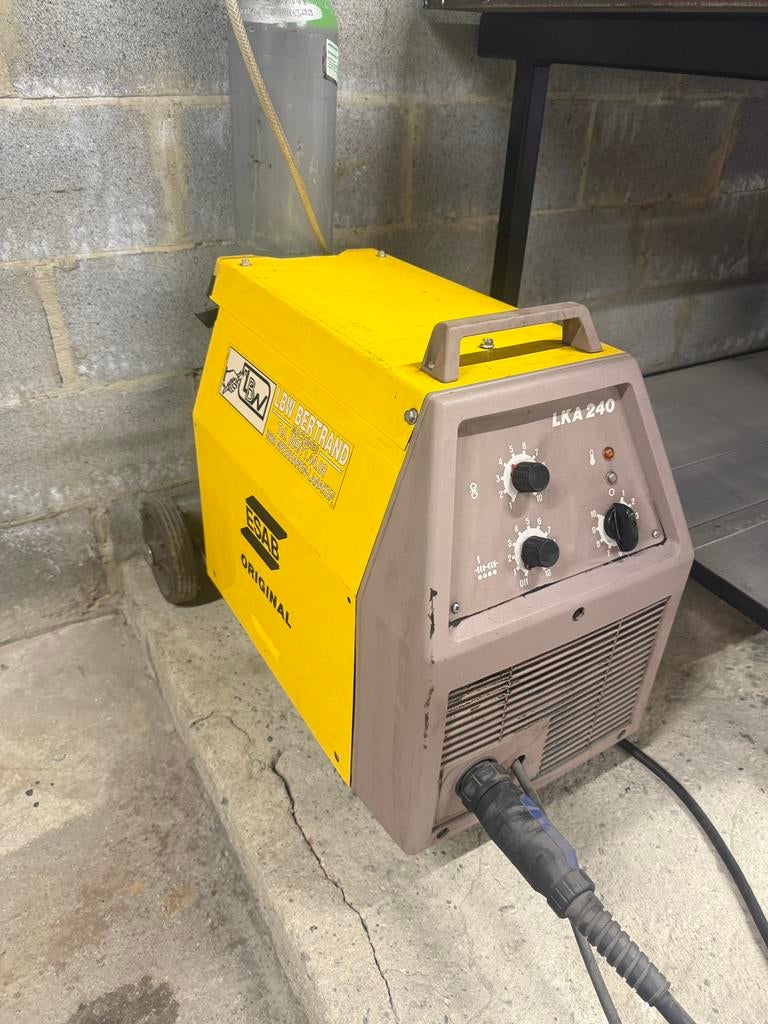 Halfautomaat ESAB, Bricolage & Construction, Enlèvement, Comme neuf