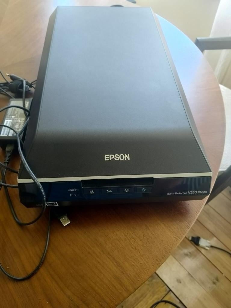 Scanner Epson V550, Computers en Software, Scanners, Fotoscanner, Android, Epson, Ophalen of Verzenden