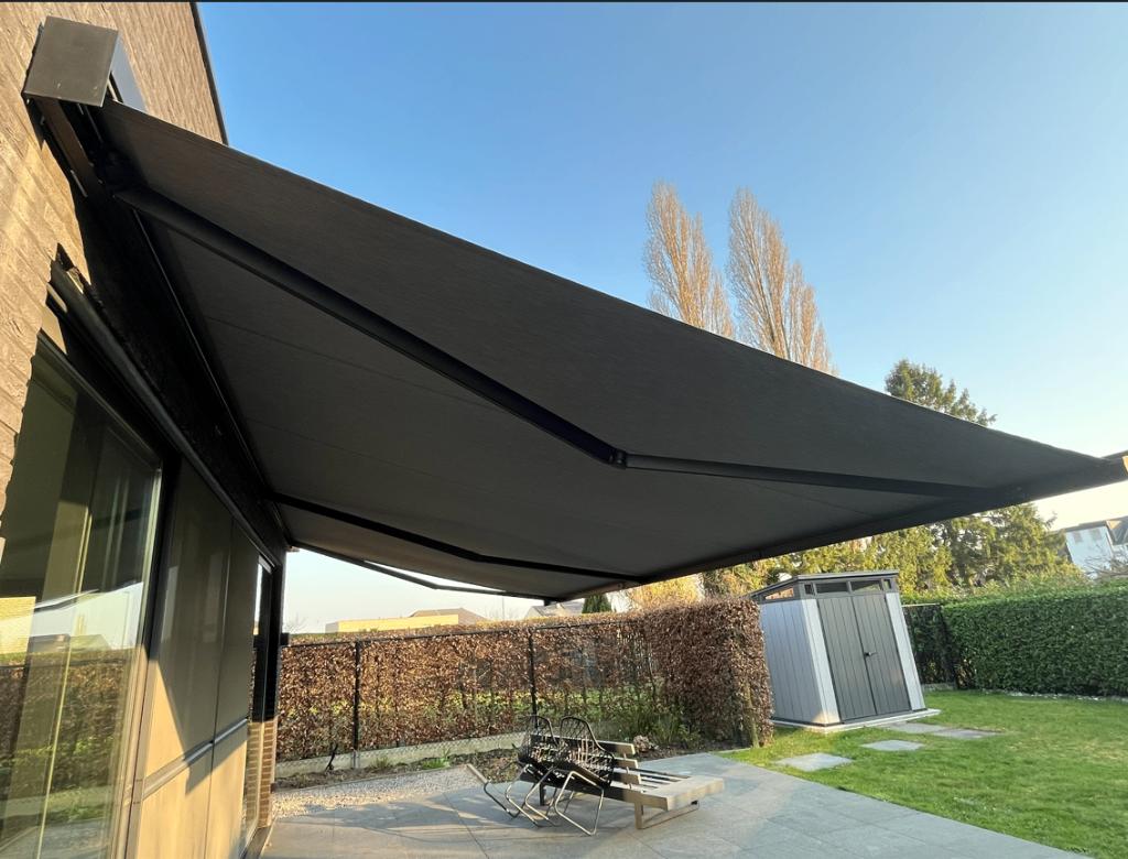 Zonneluifel Brustor met LED-verlichting, Tuin en Terras, Zonneschermen, Ophalen, 450 cm of meer, Elektrisch, Zo goed als nieuw