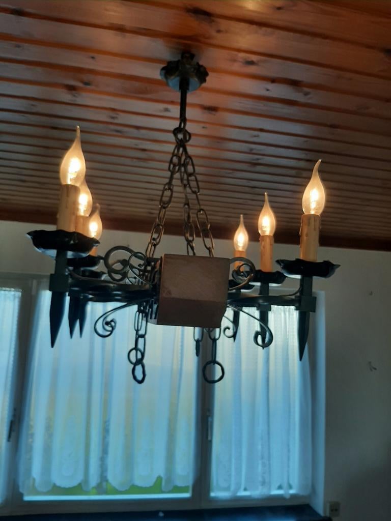 Lustre 50 euro, Enlèvement, Bois