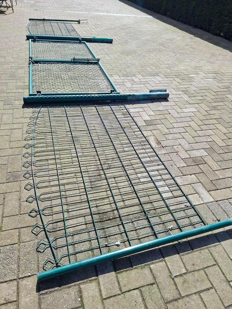 Bekaert tuinhek, Enlèvement, Porte du jardin