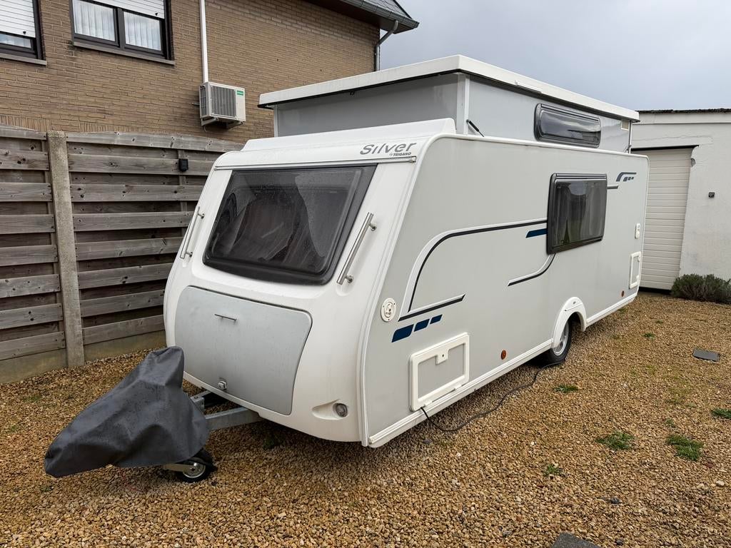Trigano Silver 400 lichtgewicht met veel opties, Caravans en Kamperen, Trigano, Tot en met 2, Bedrijf, Treinzit