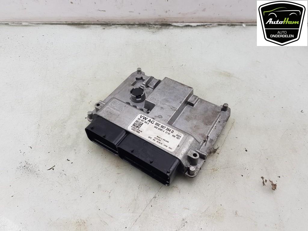 CALCULATEUR MOTEUR ECU Volkswagen Polo VI (AW1), Utilisé, Volkswagen