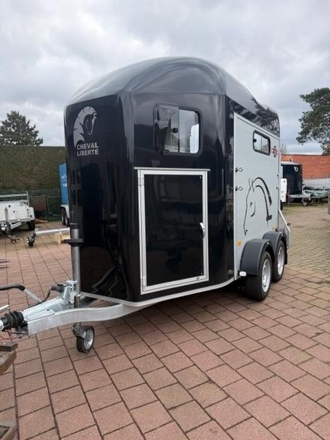 Paardentrailer 2 paards cheval liberte GOLD III BJ 2025, Enlèvement, Comme neuf