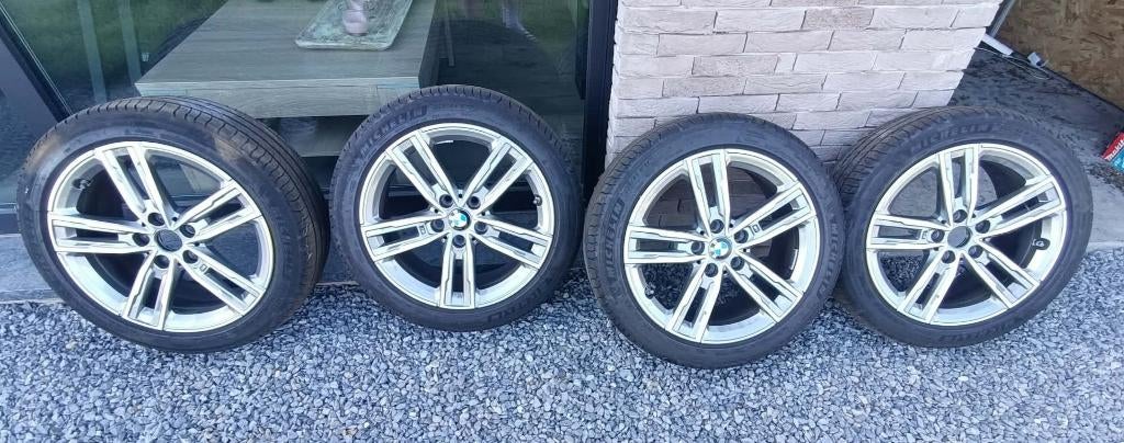 Jantes BMW Pack M 17" + pneus été Michelin - Etat neuf, Autos : Pièces & Accessoires, Pneus & Jantes, Pneu(s), Pneus été, 17 pouces
