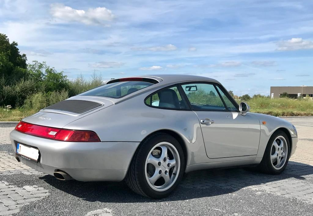 Porsche 993 Carrera 4 1997, Autos, Porsche, Argent ou Gris, Achat, Boîte manuelle, Entretenue par le concessionnaire