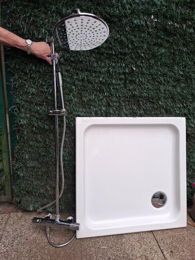 douche bak en douche sproeier, Ophalen, Zo goed als nieuw