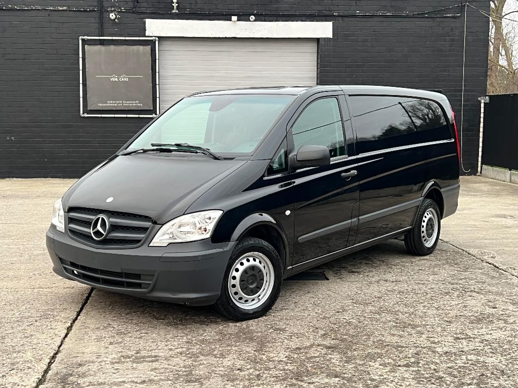 Mercedes vito lang / 119,000km / LICHTEVRACHT / 3zit, Auto's, Bestelwagens en Lichte vracht, Bedrijf, Diesel, Te koop, Mercedes-Benz