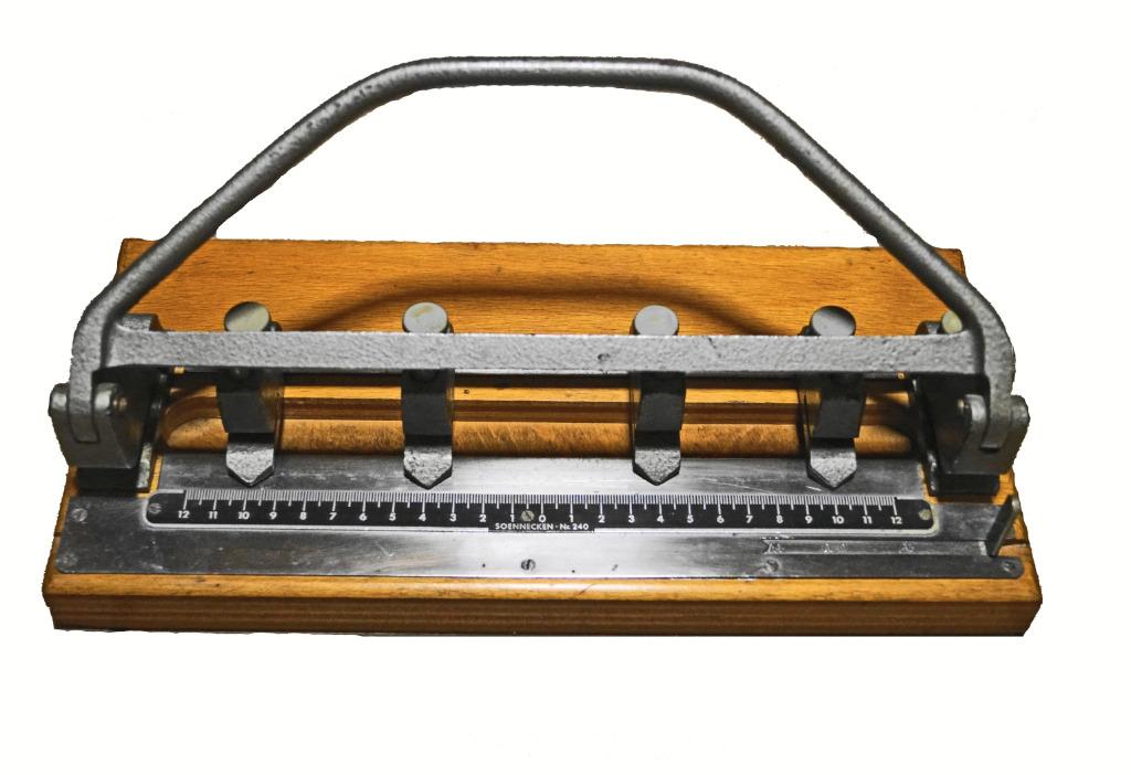 Soennecken Nr. 240 Vierpunt perforator - oud tot antiek, Enlèvement ou Envoi