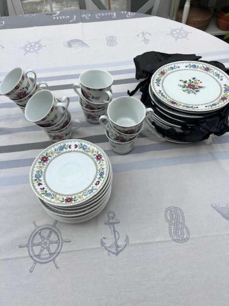 VAISSELLE ANCIENNE WINTERLING | Marktleuten Bavaria, Enlèvement