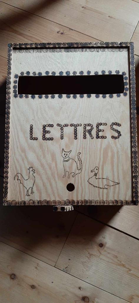 boîte aux lettres, Enlèvement, Neuf, Bois, Murale
