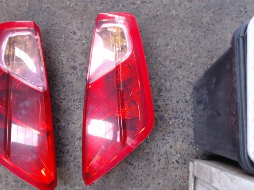 Feu arrière droit Fiat Grande Punto 2005-2013 LP/14716, Ophalen, Gebruikt, Fiat