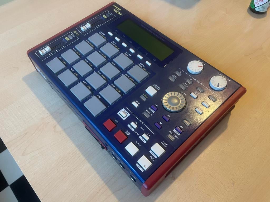 Akai MPC1000 (JJOS2XL), Musique & Instruments, Enlèvement ou Envoi, Utilisé