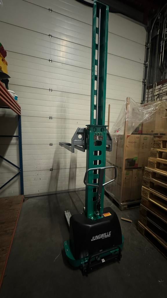 Jungwille TVE 165 Elektrische Stapelaar, Niet gebruikt., Enlèvement, Neuf